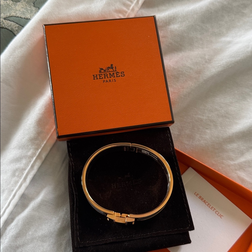 Hermès Clic H Rosegold and Gray Bracelet - Picture 2 of 7